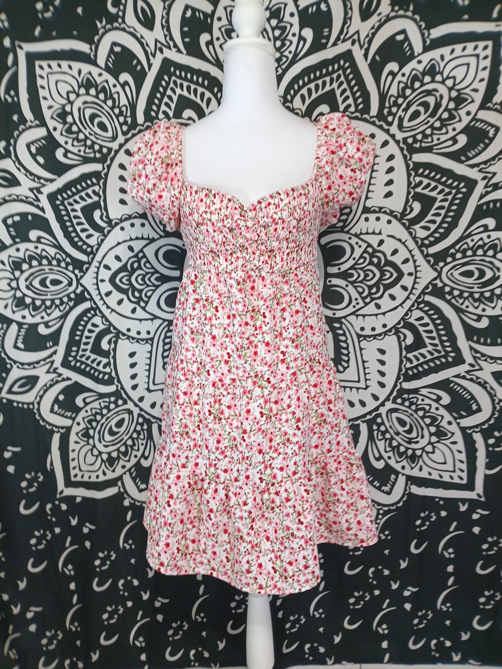 No Boundaries White Floral Puff Sleeve Smocked Dress